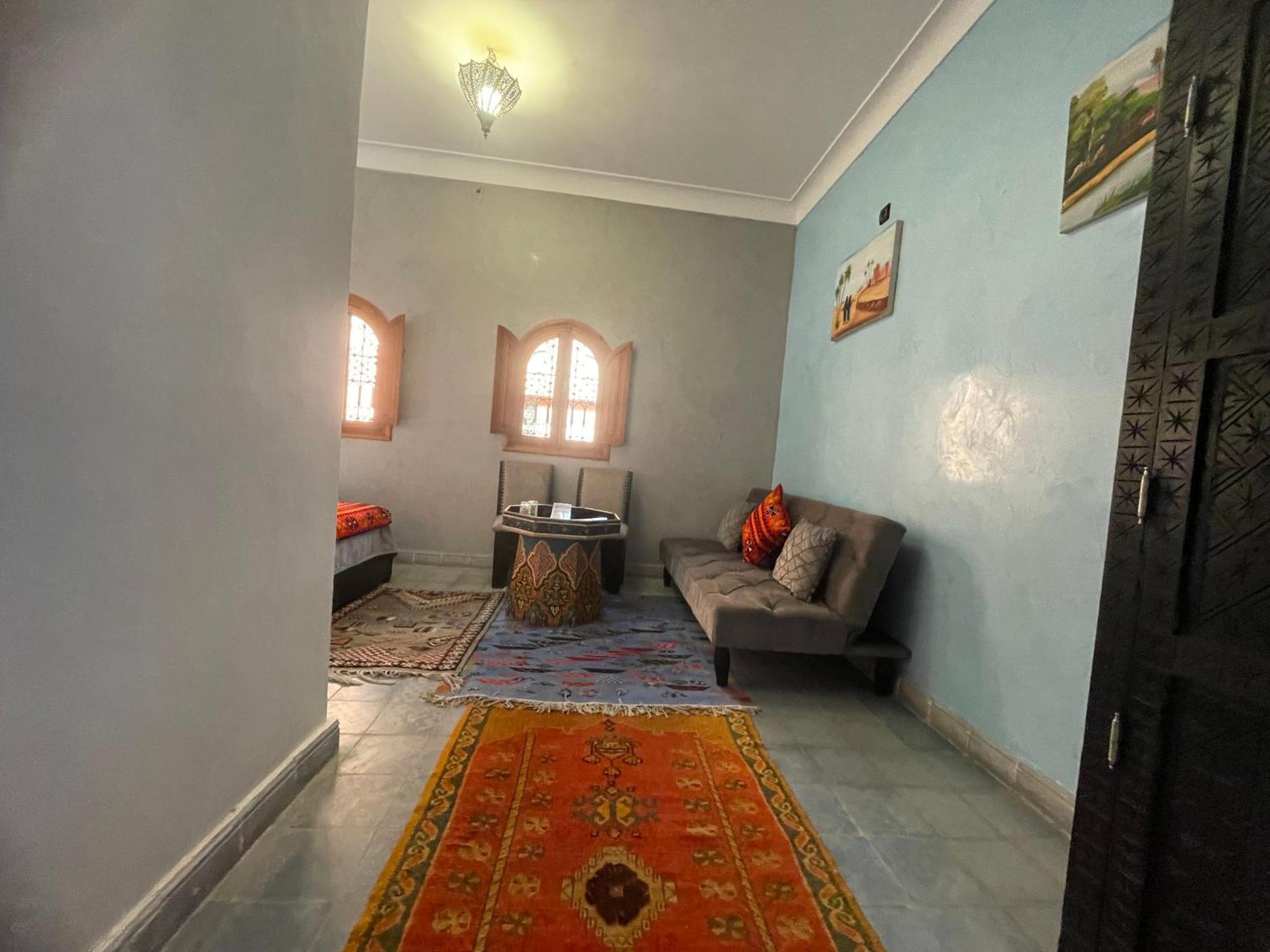 Riad Ouhmidi *